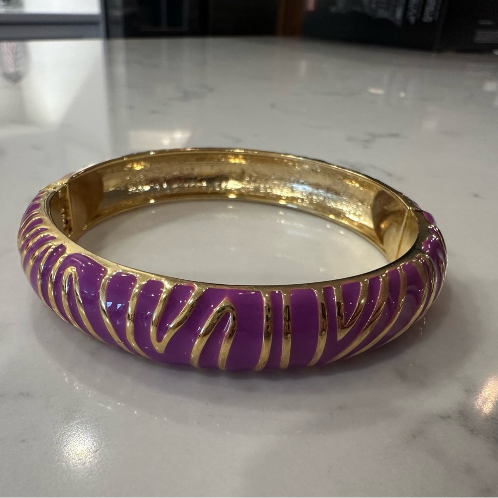 NWOT Pink & Gold Tone Bangle Bracelet